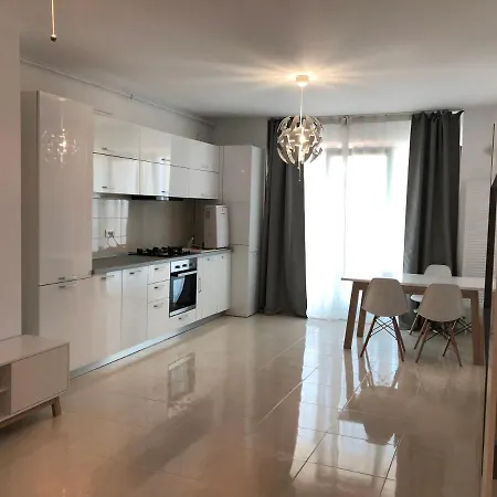 Anya Mamaia Nord Năvodari