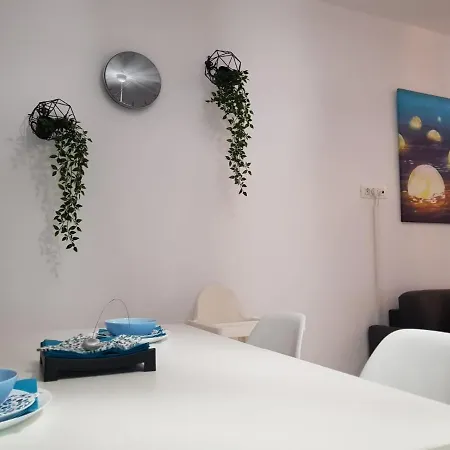 Anya Mamaia Nord * Năvodari