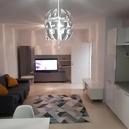 Anya Mamaia Nord * Năvodari